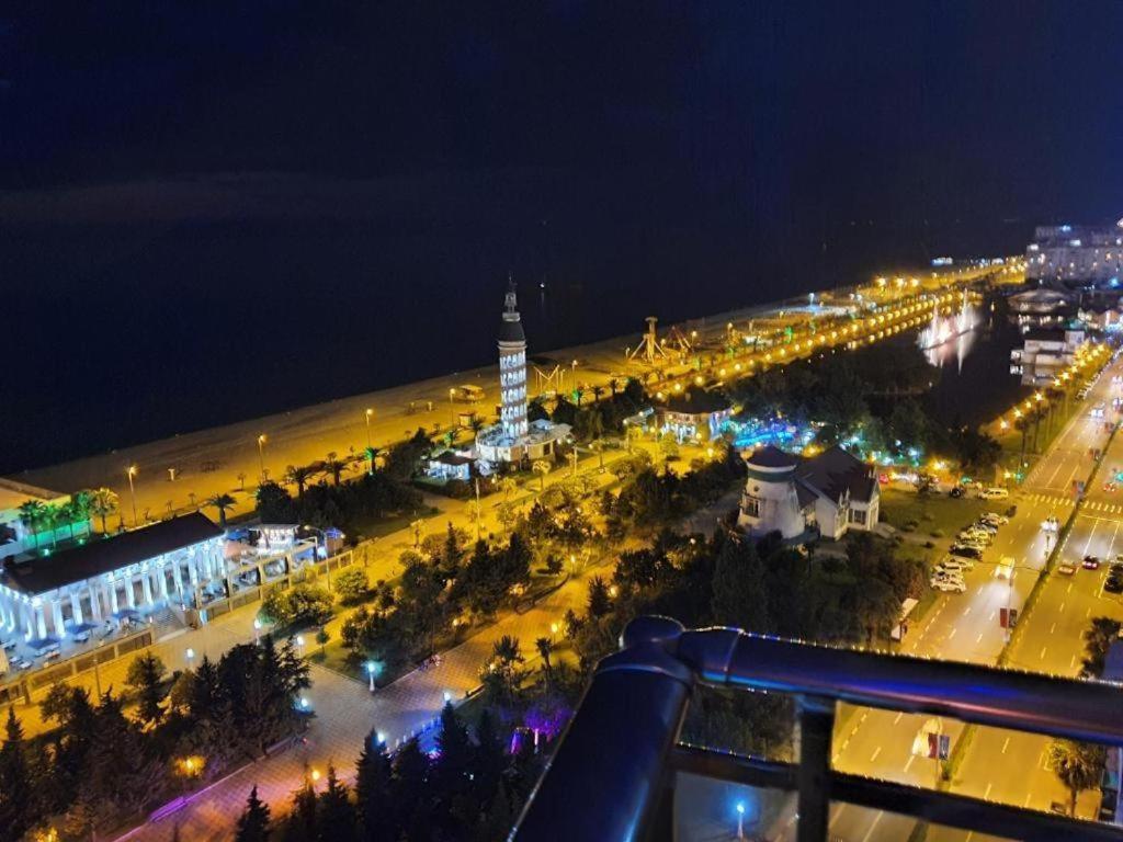 Orbi Luxury Apartments Батумі Екстер'єр фото